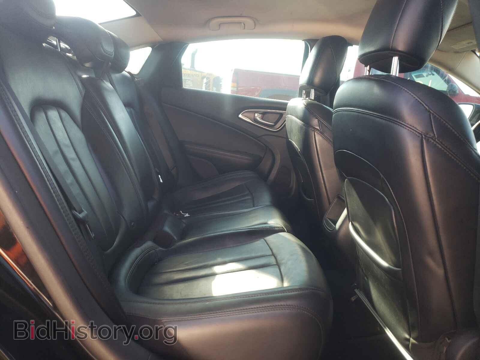 2016 CHRYSLER 200 - VIN: 1C3CCCAB2GN178208 - Фото 6