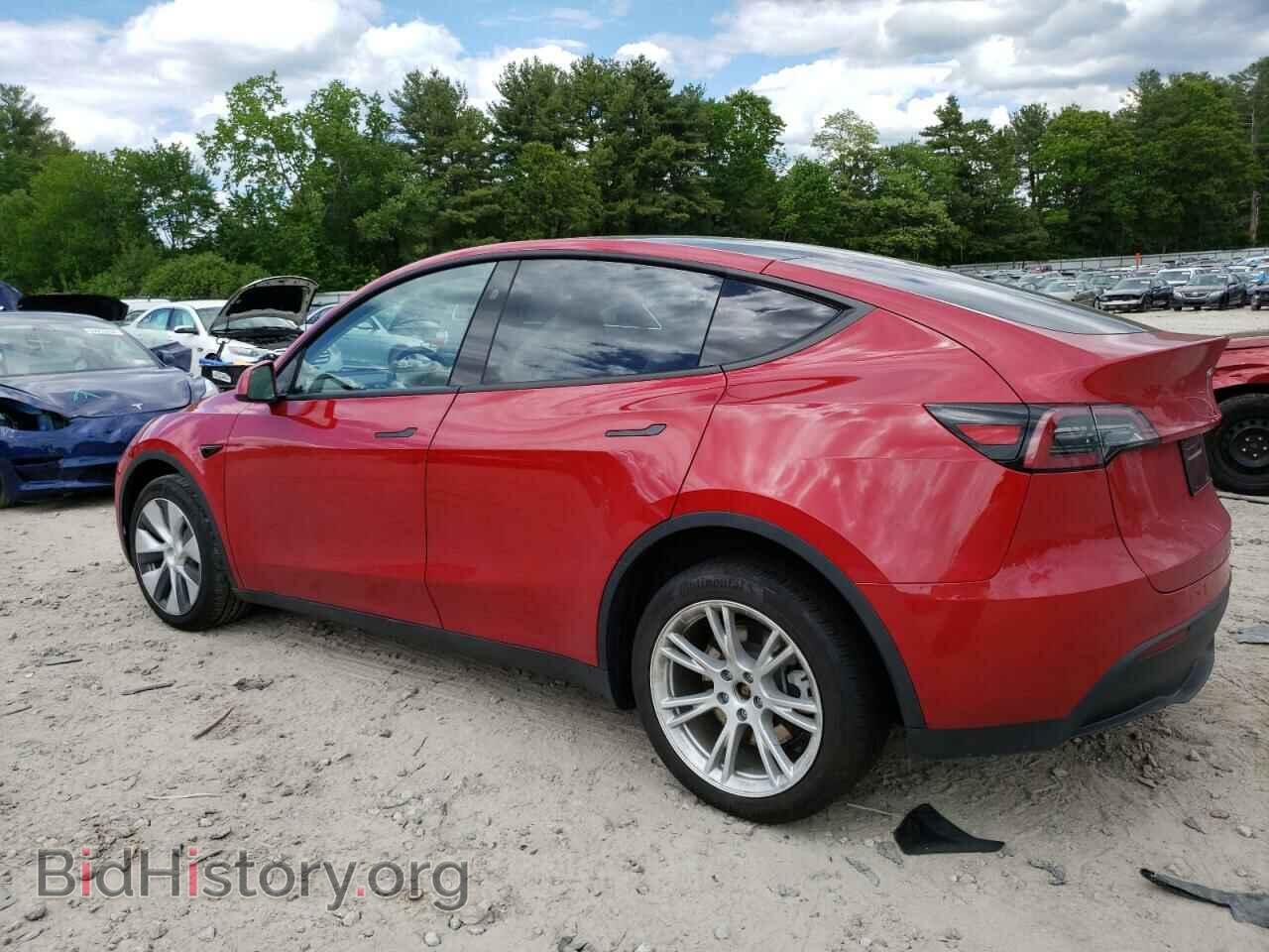 2023 TESLA MODEL Y - VIN: 7SAYGAEEXPF895567 - Фото 2