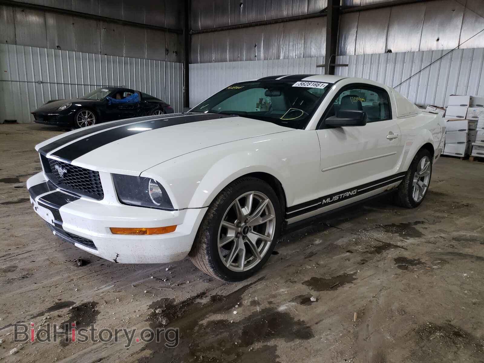 2007 FORD MUSTANG - VIN: 1ZVFT80N075212080 - Фото 2