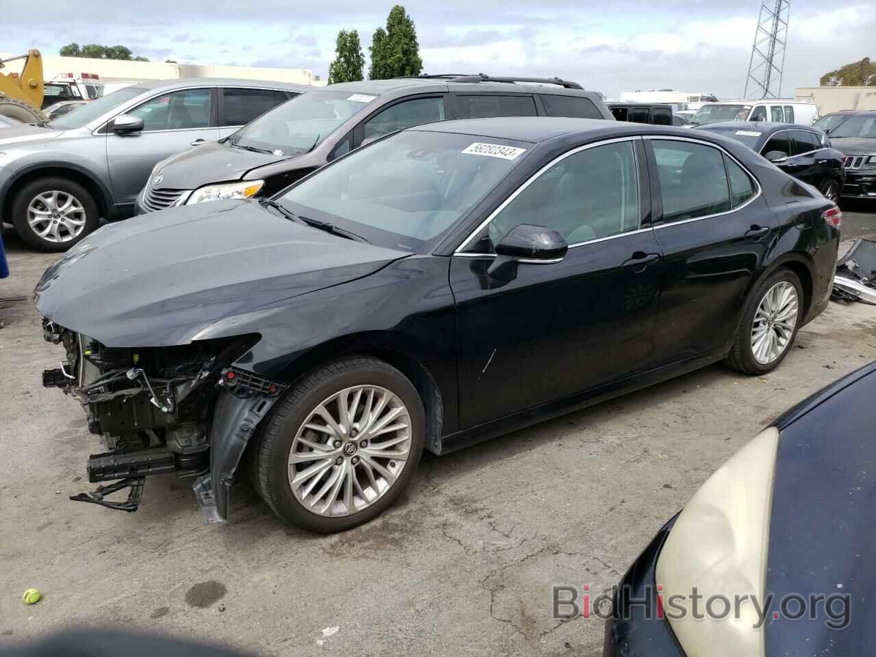 Photo 4T1B11HK6JU517486 - TOYOTA CAMRY 2018