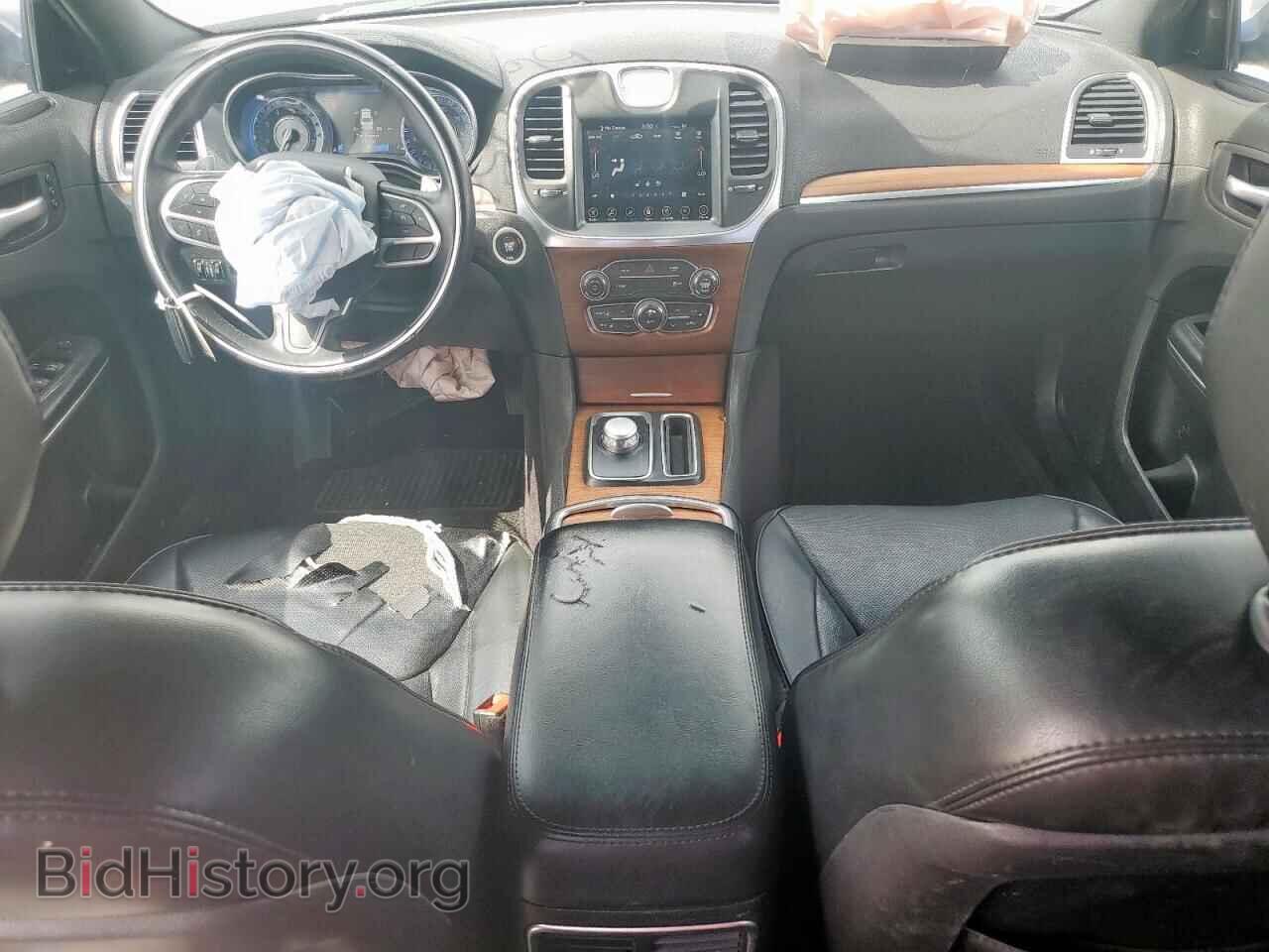 2017 CHRYSLER 300 - VIN: 2C3CCAPG2HH661277 - Фото 8
