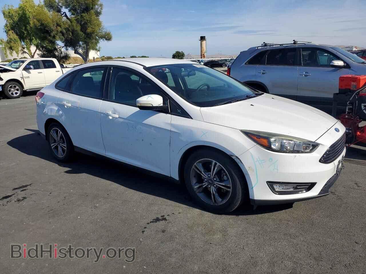 2017 FORD FOCUS - VIN: 1FADP3FE4HL277557 - Photo 4