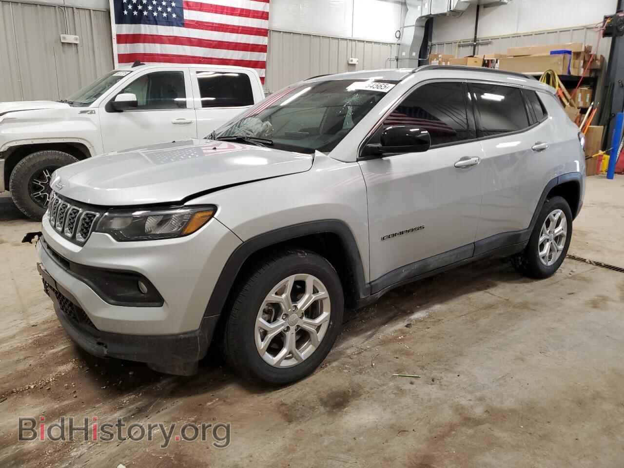 Photo 3C4NJDBN6RT175193 - JEEP COMPASS 2024