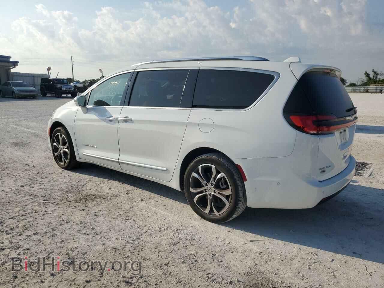 2021 CHRYSLER PACIFICA - VIN: 2C4RC3PG4MR606464 - Фото 2
