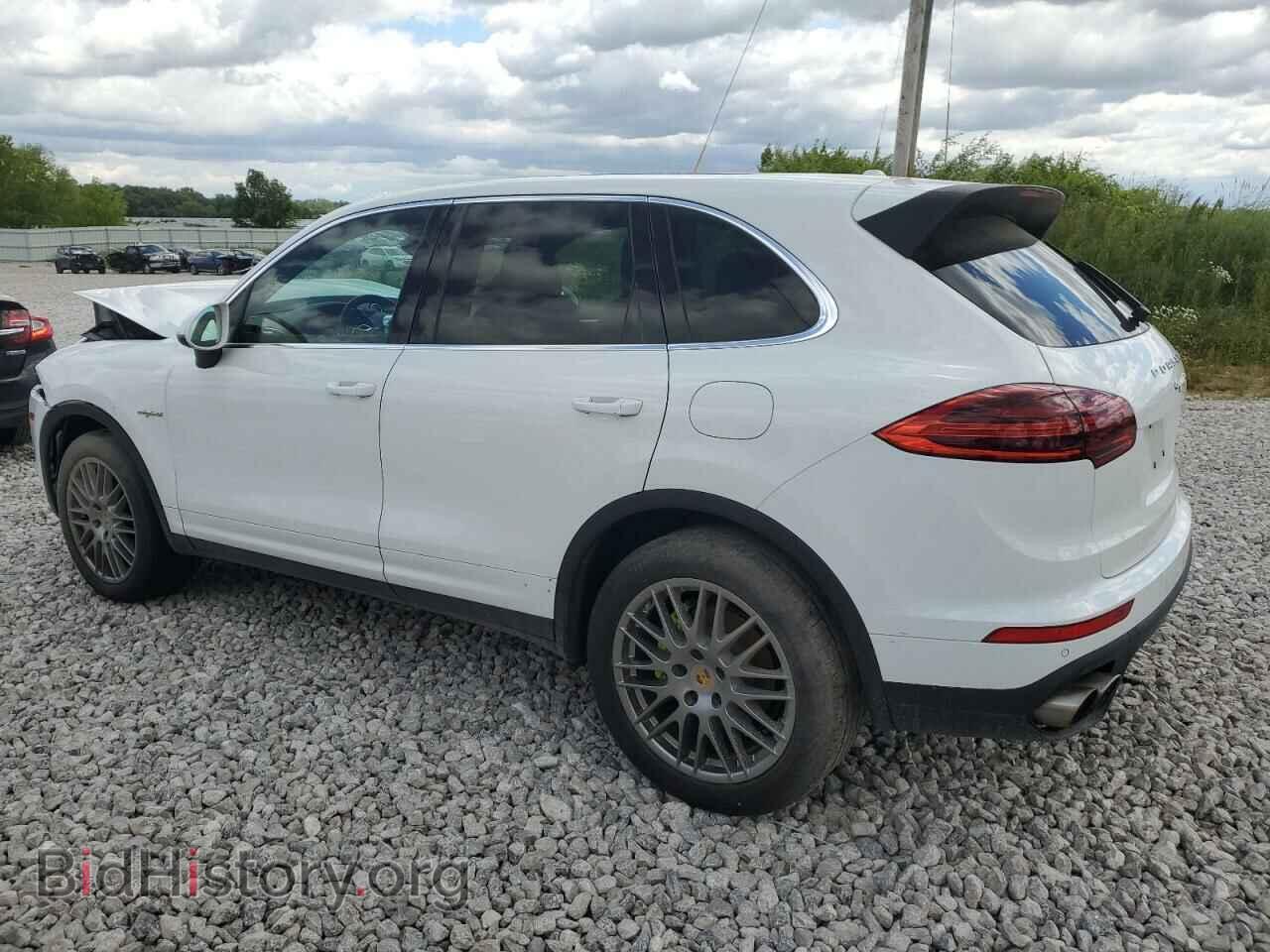 2016 PORSCHE CAYENNE - VIN: WP1AE2A23GLA64381 - Фото 2