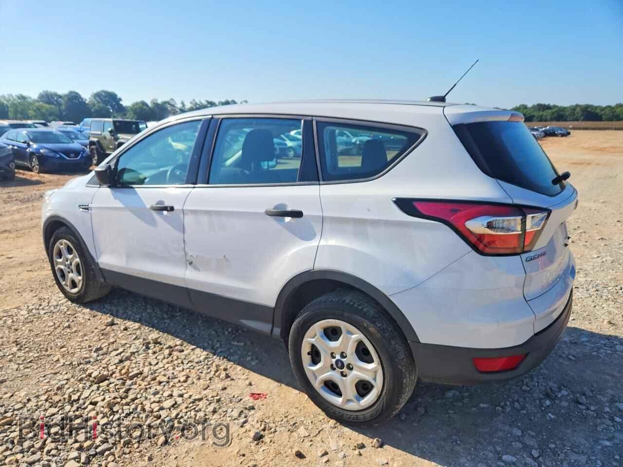 2017 FORD ESCAPE - VIN: 1FMCU0F7XHUB51160 - Фото 2