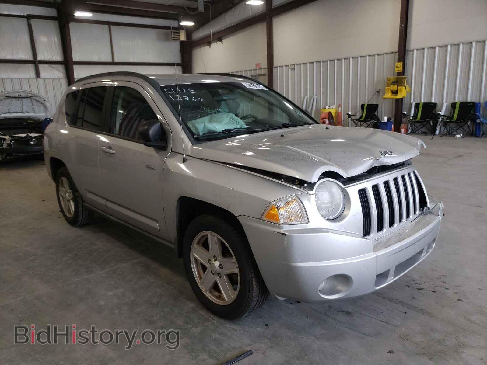 Photo 1J4NT1FA1AD676724 - JEEP COMPASS 2010