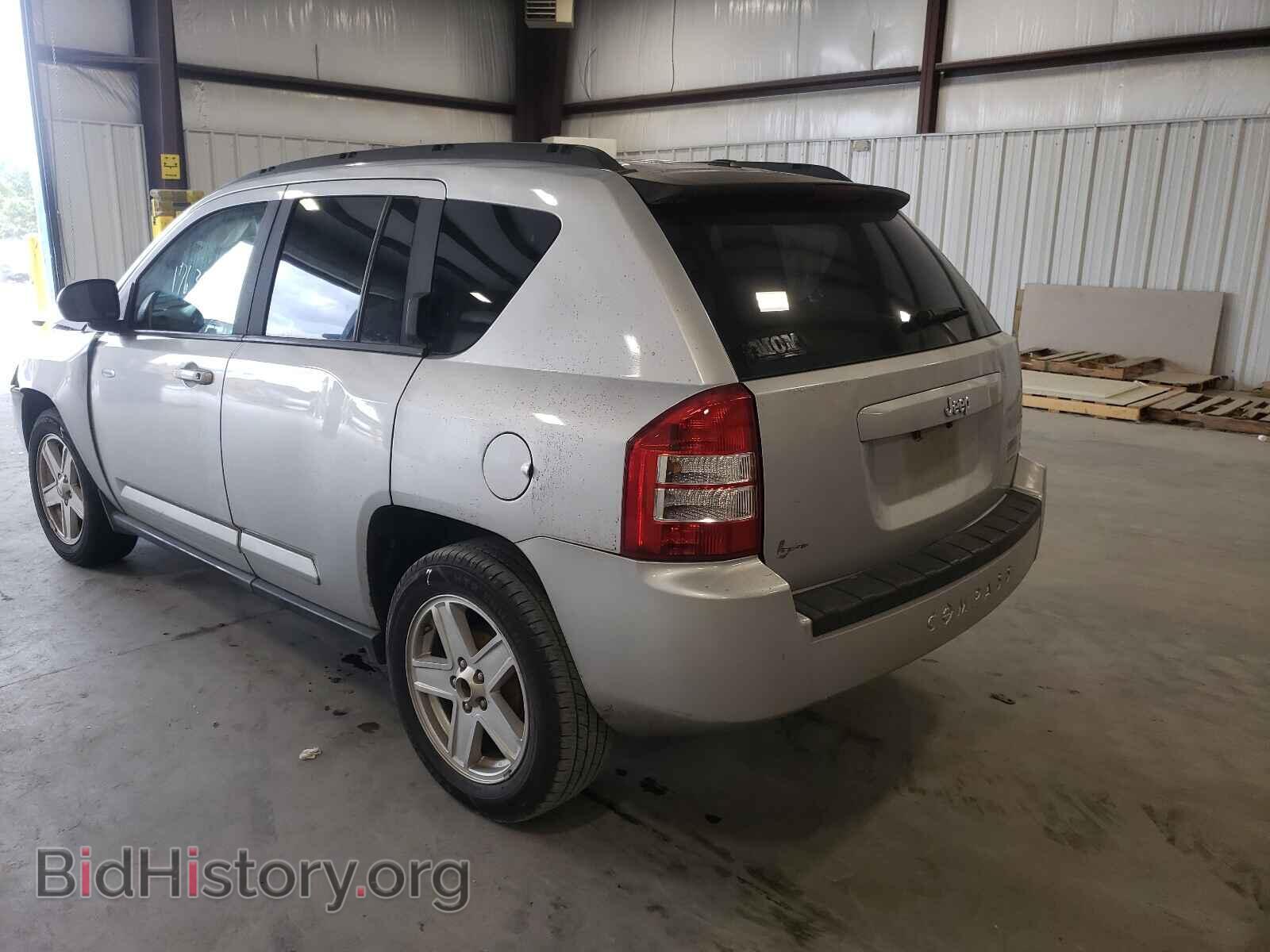 2010 JEEP COMPASS - VIN: 1J4NT1FA1AD676724 - Фото 3