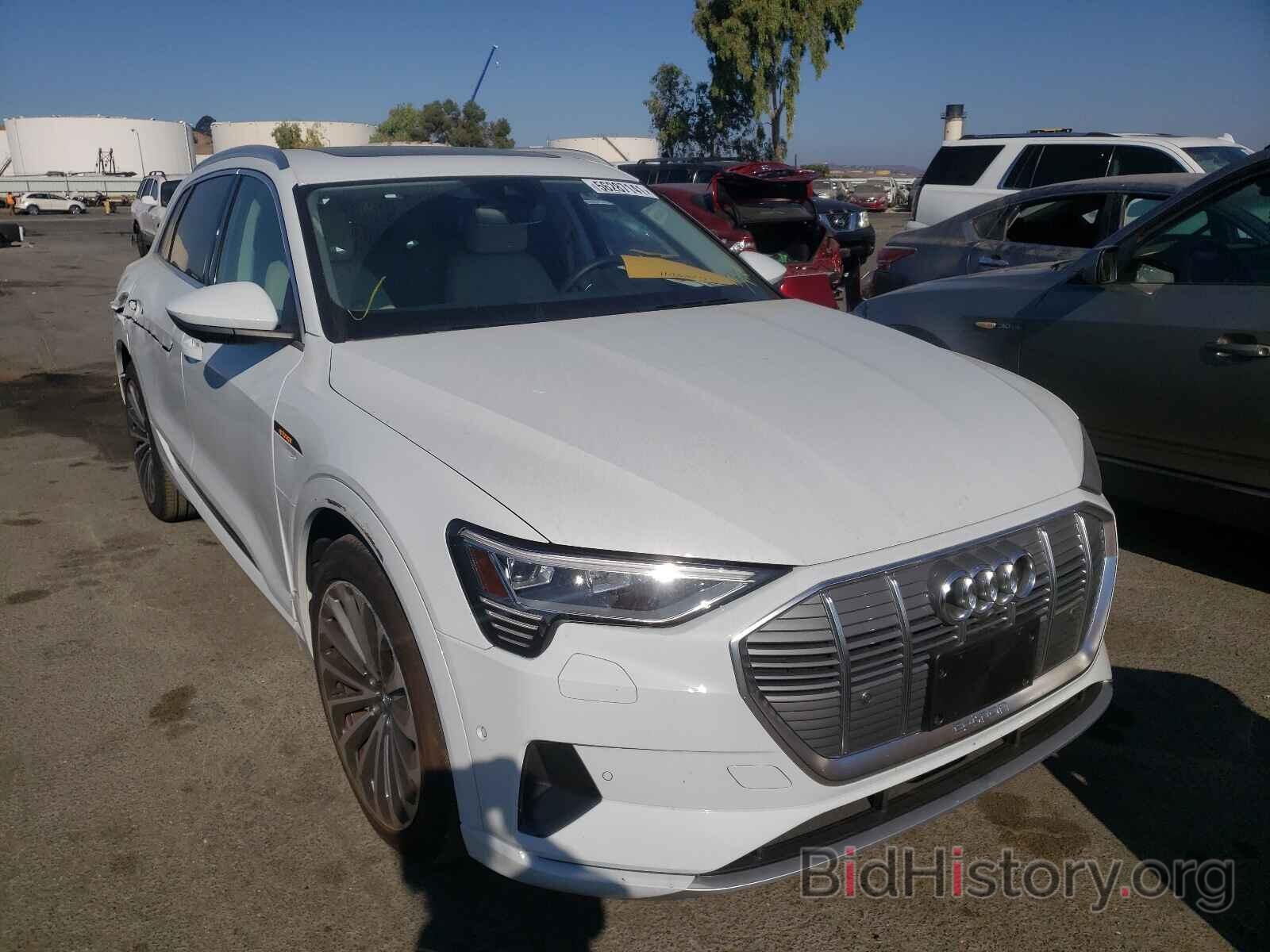 Photo WA1VAAGEXKB005928 - AUDI E-TRON 2019