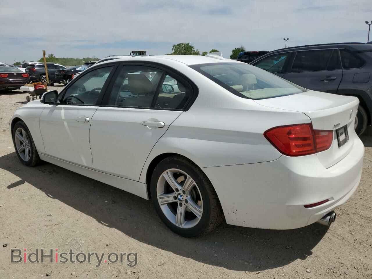 2013 BMW 3 SERIES - VIN: WBA3B3C57DF538002 - Фото 2