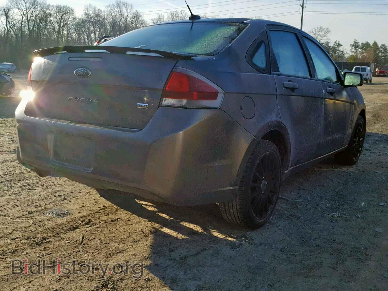 2010 FORD FOCUS - VIN: 1FAHP3GN8AW114821 - Photo 4