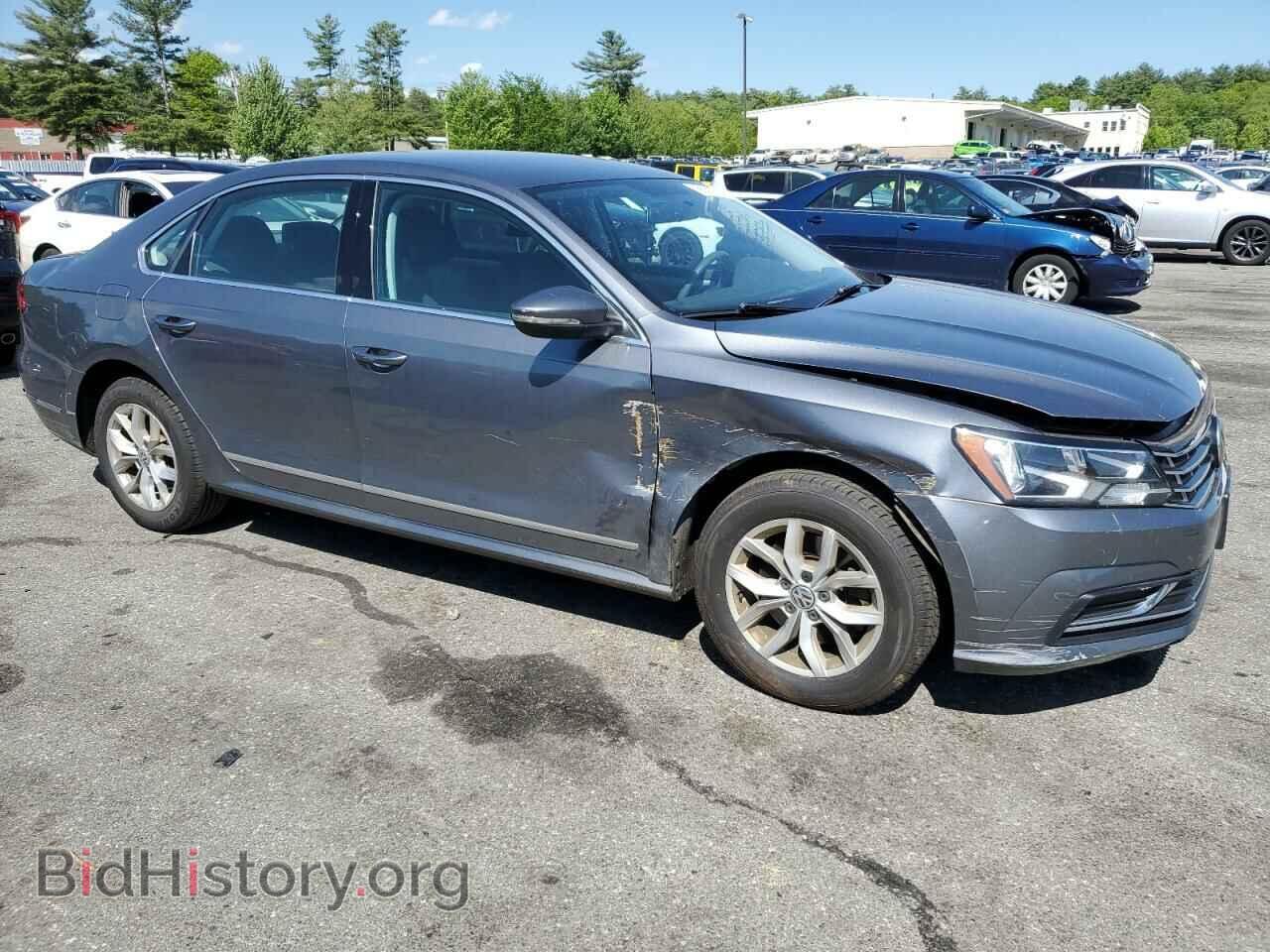 2017 VOLKSWAGEN PASSAT - VIN: 1VWAT7A36HC017129 - Фото 4