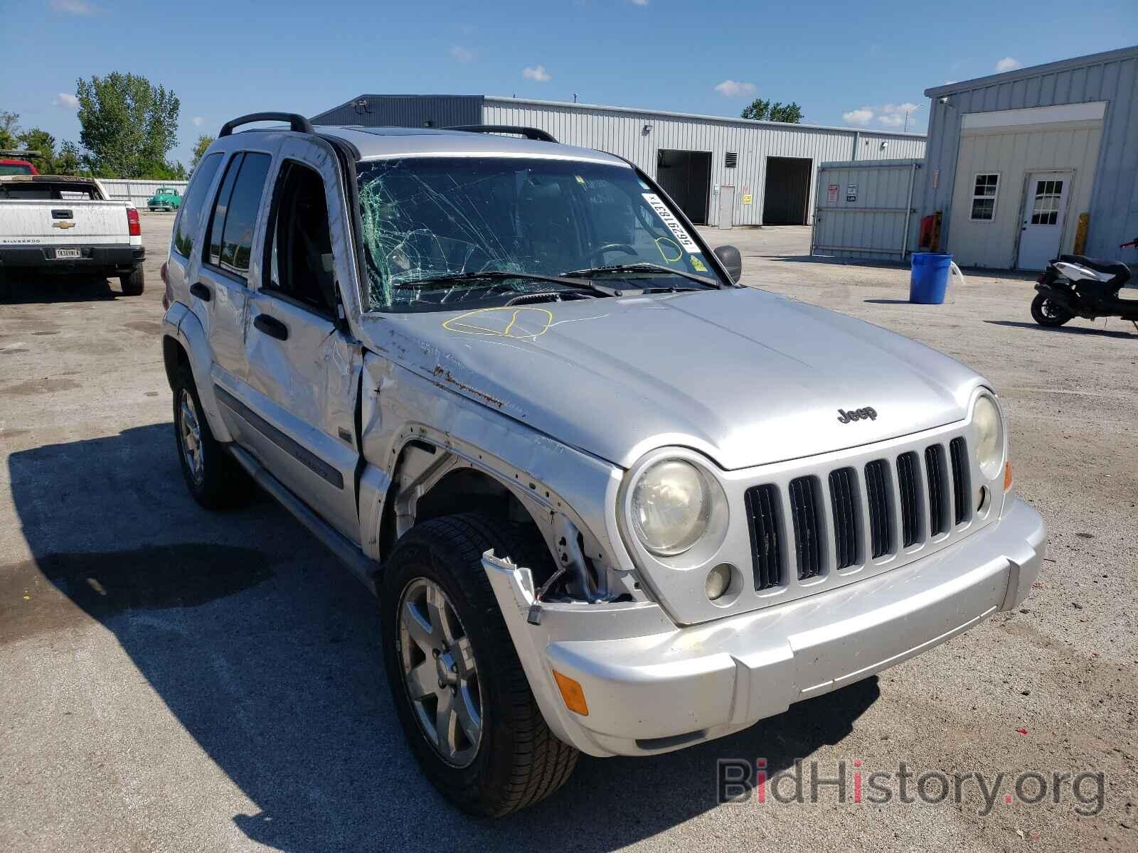 Photo 1J4GL48K27W717035 - JEEP LIBERTY 2007