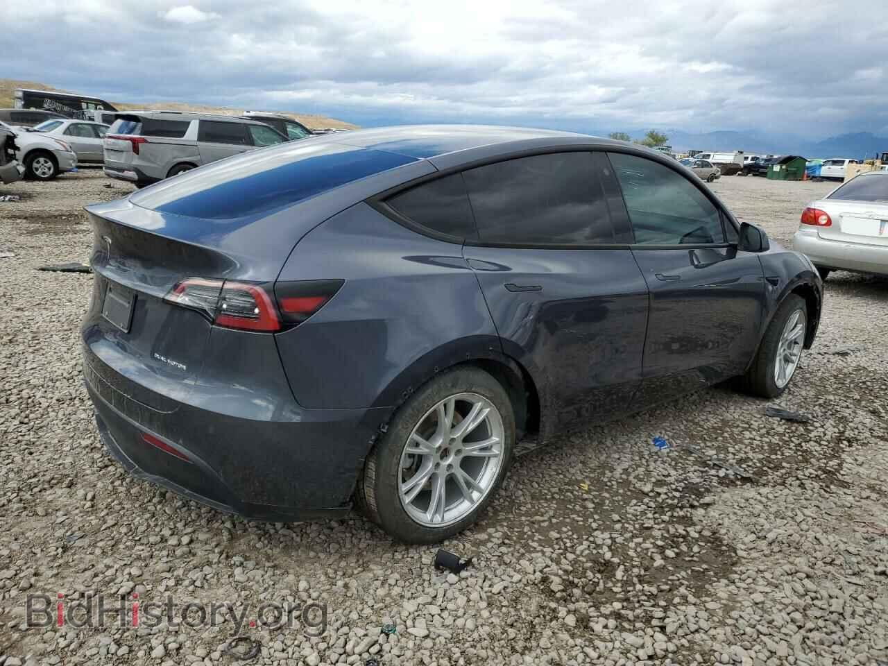 2023 TESLA MODEL Y - VIN: 7SAYGAEE6PF692711 - Photo 3