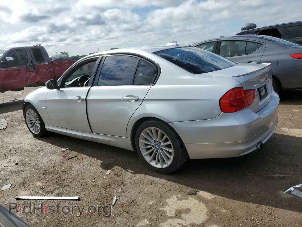 2011 BMW 3 SERIES - VIN: WBAPL5C53BA920001 - Фото 2