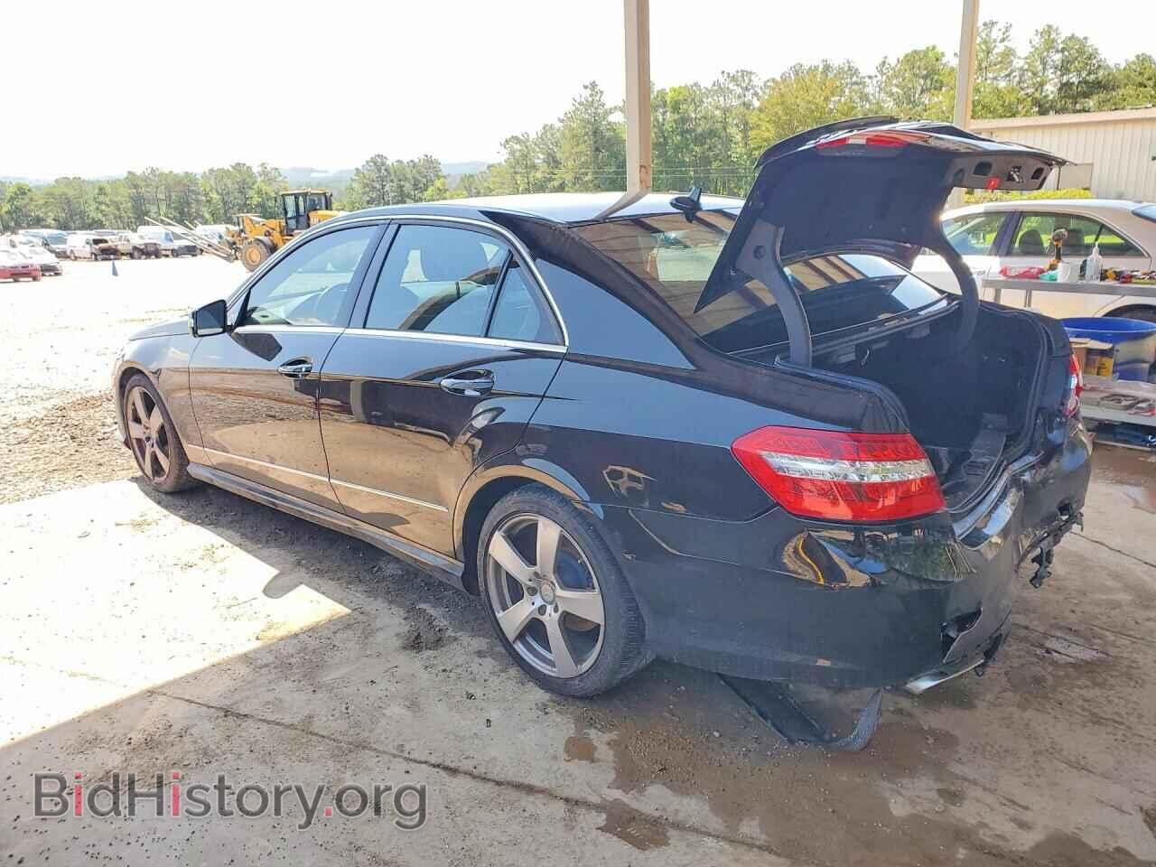 2011 MERCEDES-BENZ E-CLASS - VIN: WDDHF8HBXBA421572 - Photo 2
