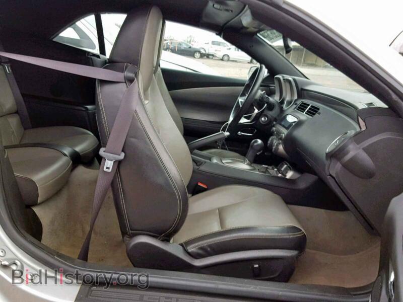 2011 Chevrolet CAMARO (VIN 2G1FC3DD8B9170592) — фото 5 из 10
