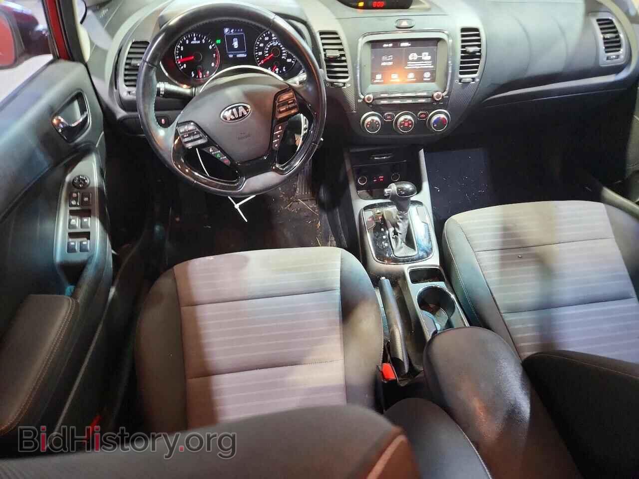 2017 KIA FORTE - VIN: 3KPFL4A75HE149608 - Photo 8