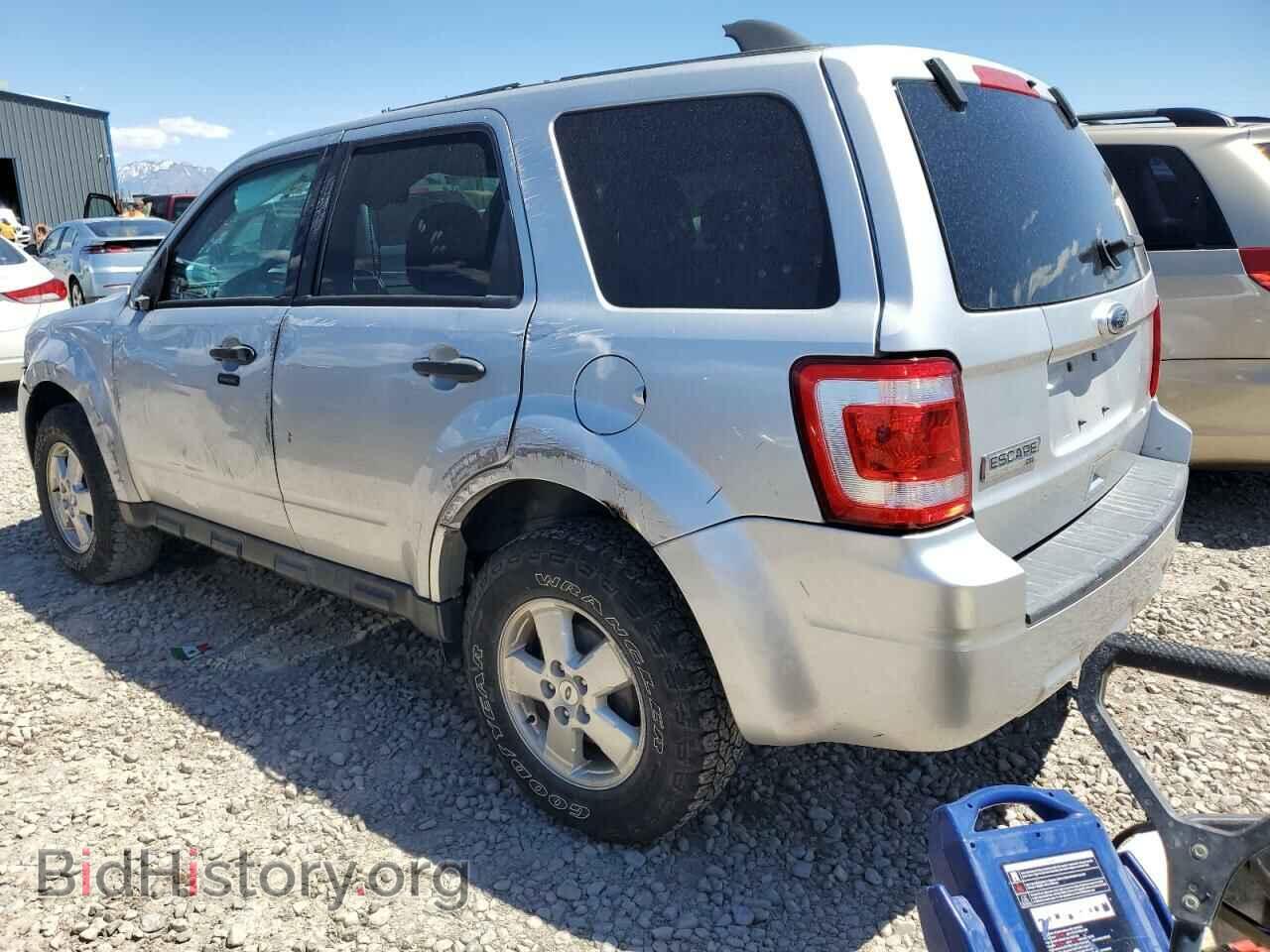 2011 FORD ESCAPE - VIN: 1FMCU0D74BKA69253 - Фото 2