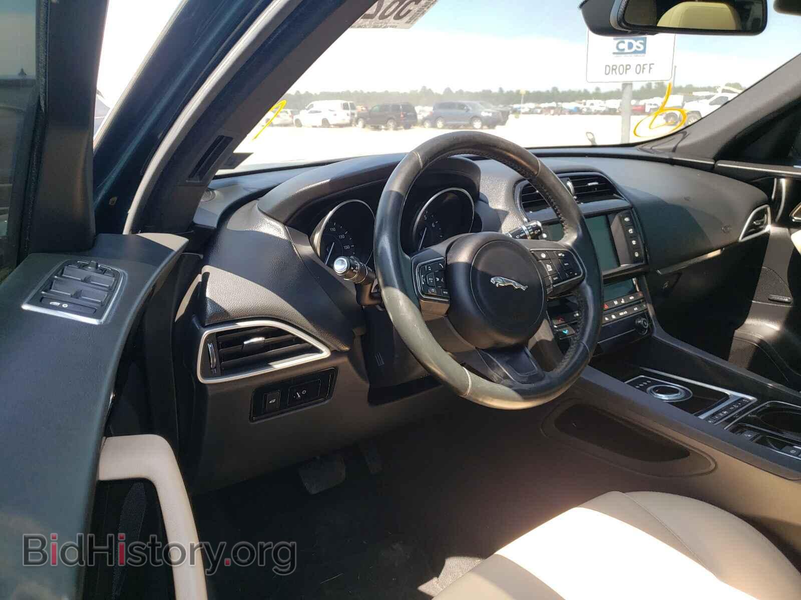 2017 JAGUAR F-PACE - VIN: SADCJ2BV2HA057762 - Фото 9