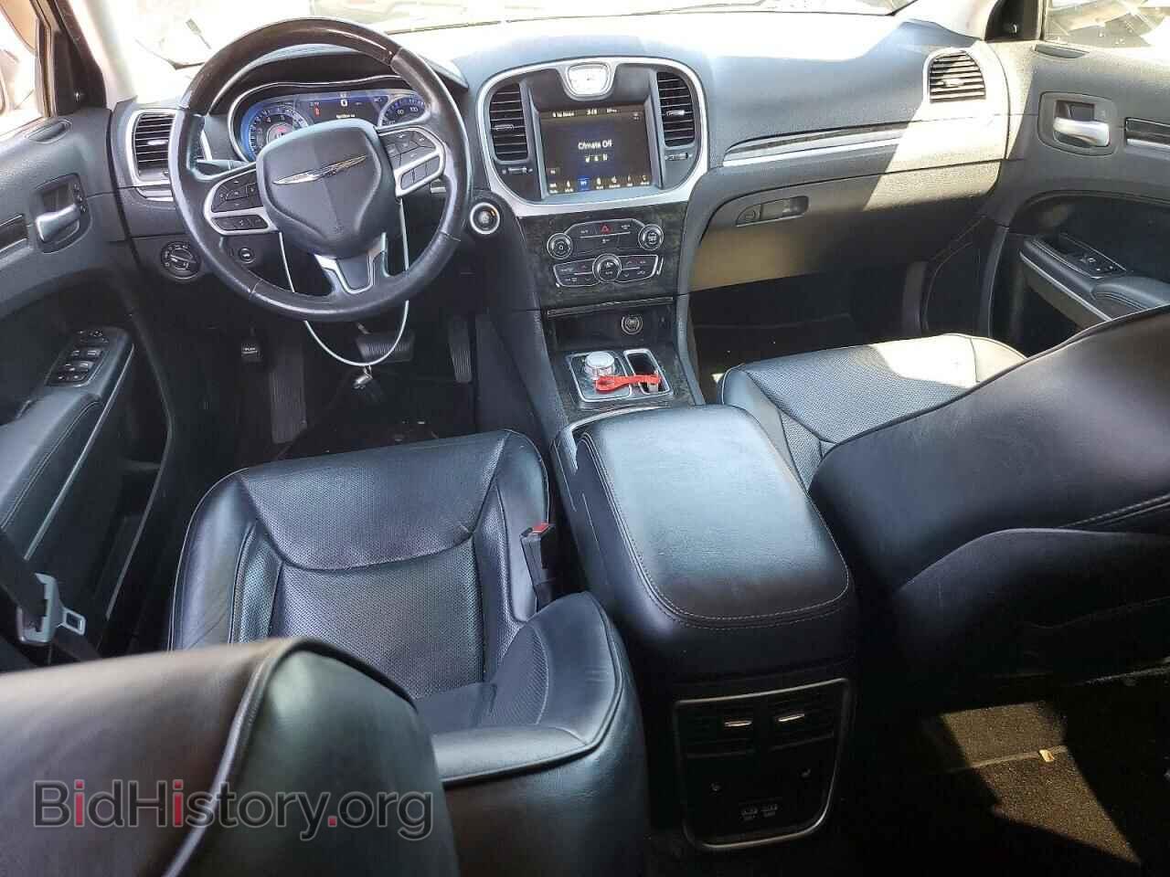 2019 CHRYSLER 300 - VIN: 2C3CCAEG1KH568650 - Фото 8
