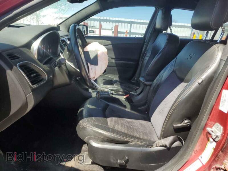 2013 Chrysler 200 (VIN 1C3CCBCG6DN515820) — photo 7 of 13