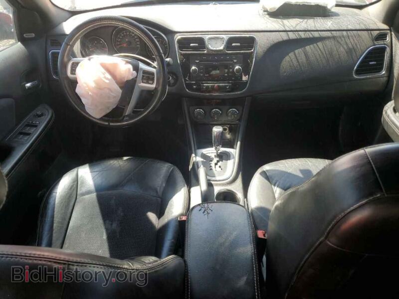 2013 Chrysler 200 (VIN 1C3CCBCG6DN515820) — photo 8 of 13