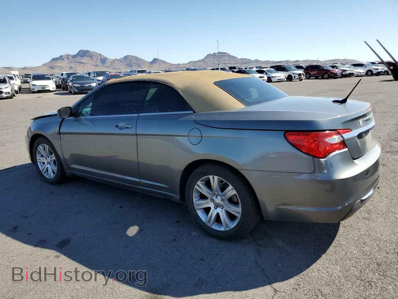 2012 CHRYSLER 200 - VIN: 1C3BCBEB8CN120856 - Фото 2