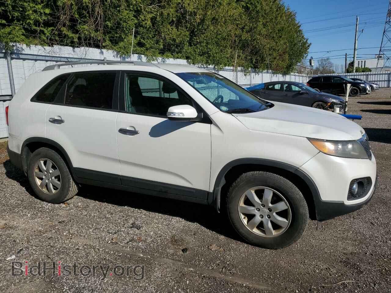 2011 KIA SORENTO - VIN: 5XYKT3A19BG082428 - Фото 4