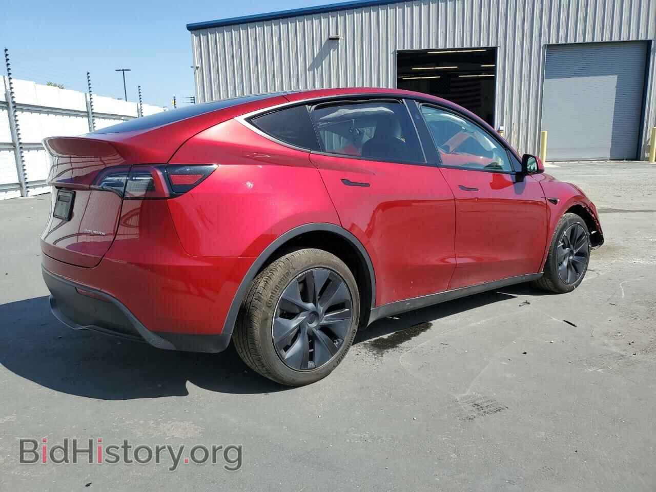 2024 TESLA MODEL Y - VIN: 7SAYGDEE9RF125137 - Фото 3