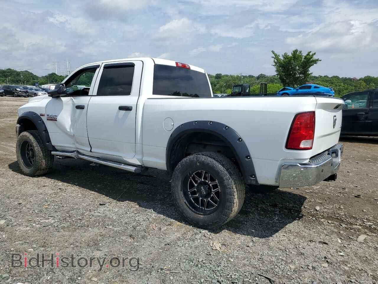 2016 RAM All Models - VIN: 3C6UR5CJ8GG360042 - Фото 2