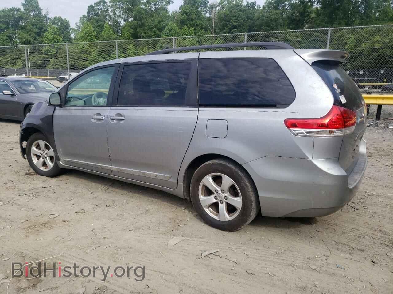 2011 TOYOTA All Models - VIN: 5TDKK3DC4BS097678 - Фото 2