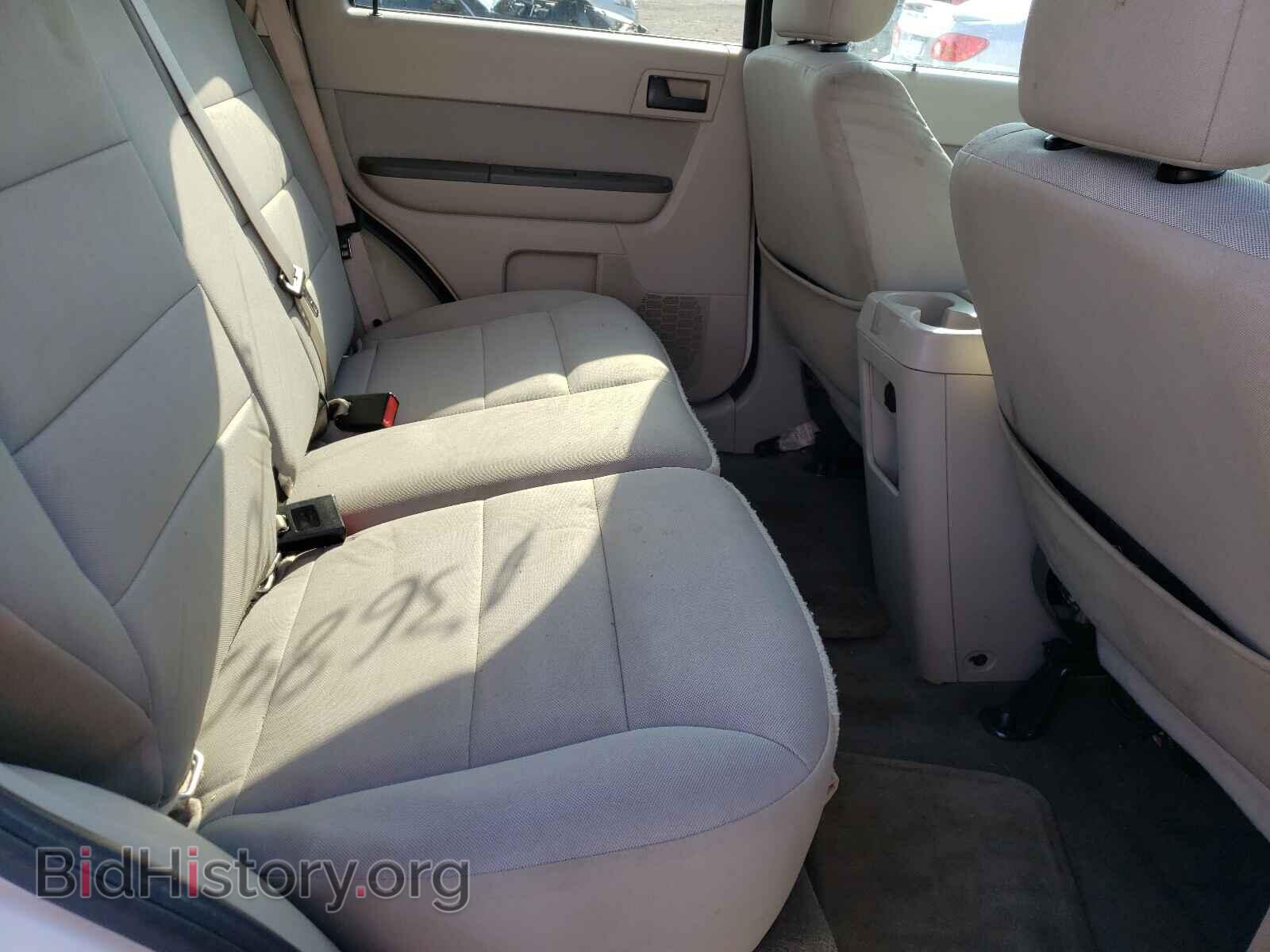 2011 FORD ESCAPE - VIN: 1FMCU0DG6BKB91046 - Фото 6