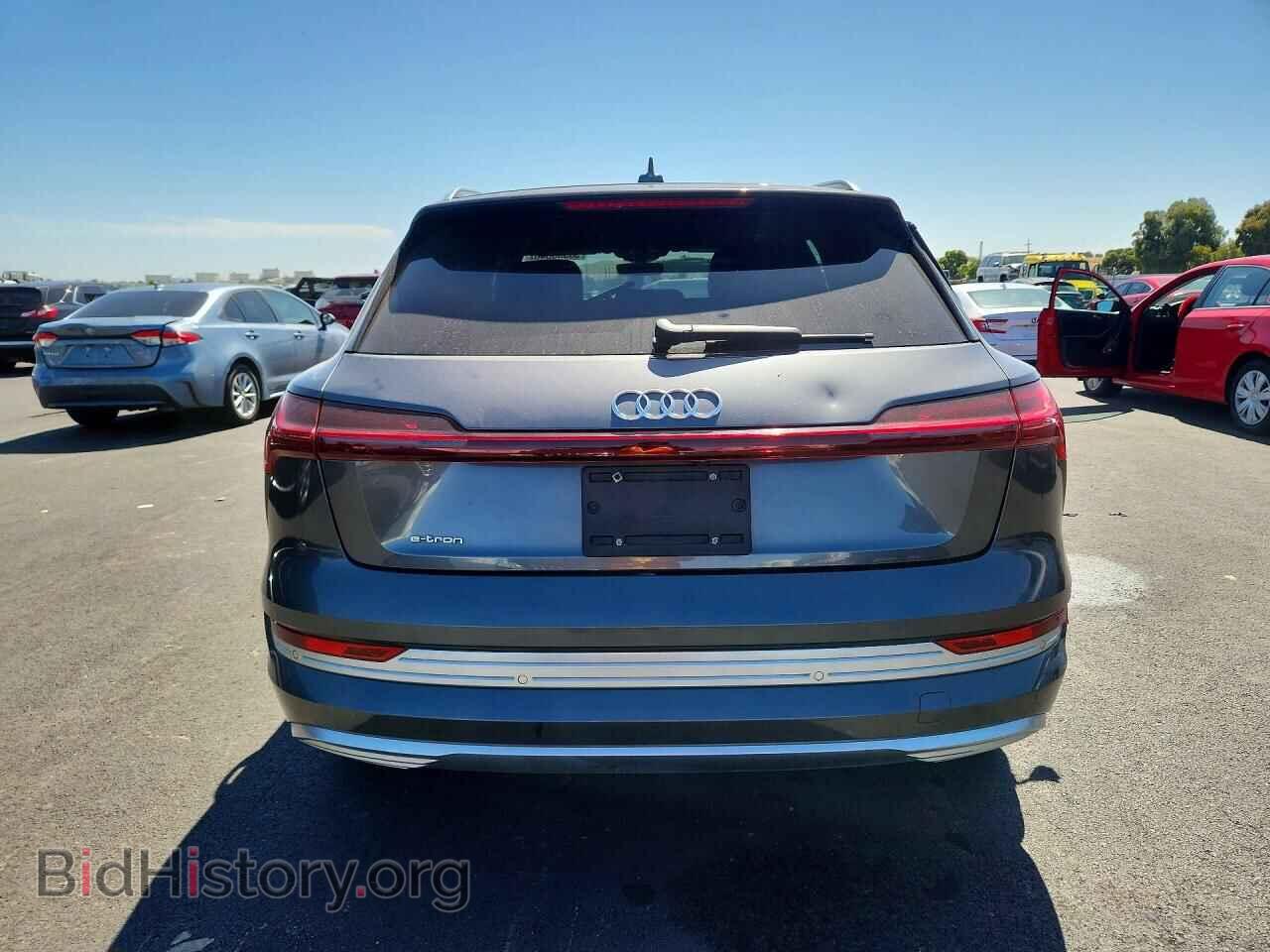 2019 AUDI E-TRON - VIN: WA1VAAGEXKB006688 - Photo 6