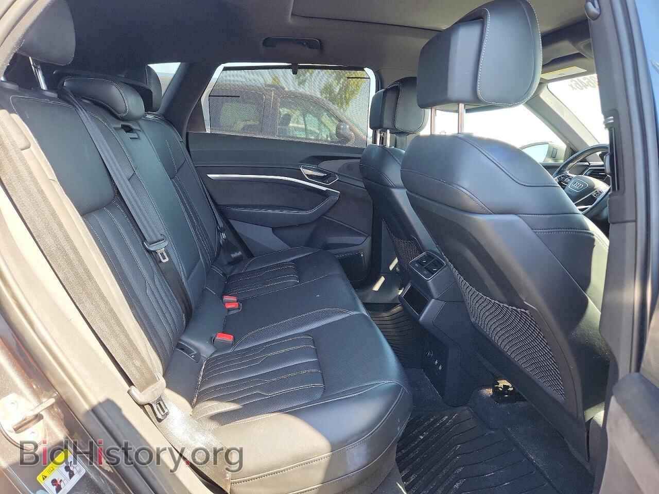 2019 AUDI E-TRON - VIN: WA1VAAGEXKB006688 - Photo 10