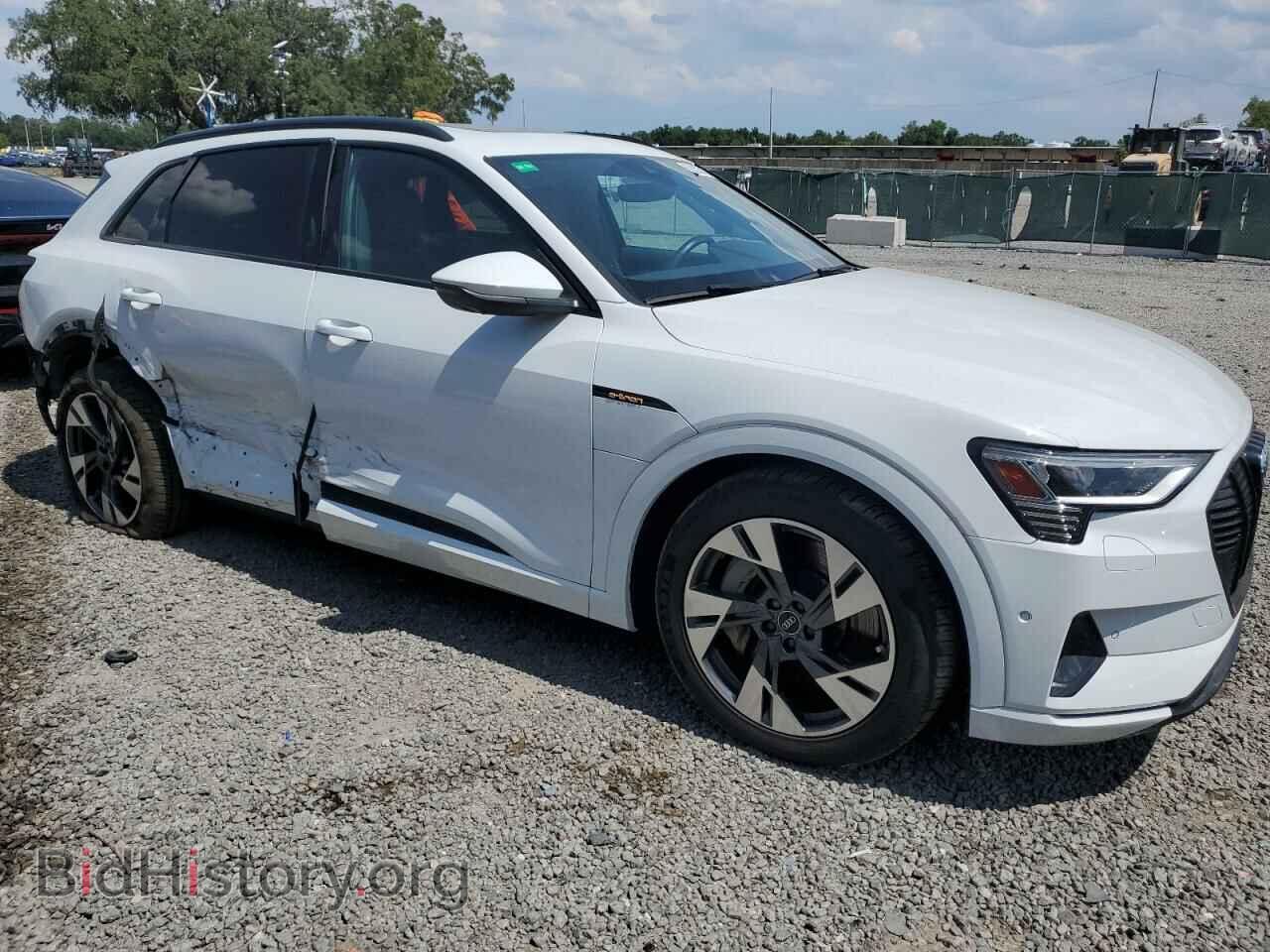 2021 AUDI E-TRON - VIN: WA1AAAGE5MB010441 - Photo 4