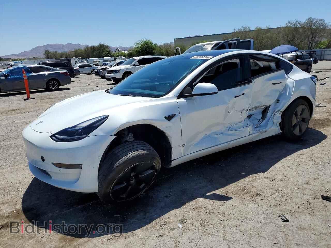 Фотография 5YJ3E1EB8NF183946 - TESLA MODEL 3 2022