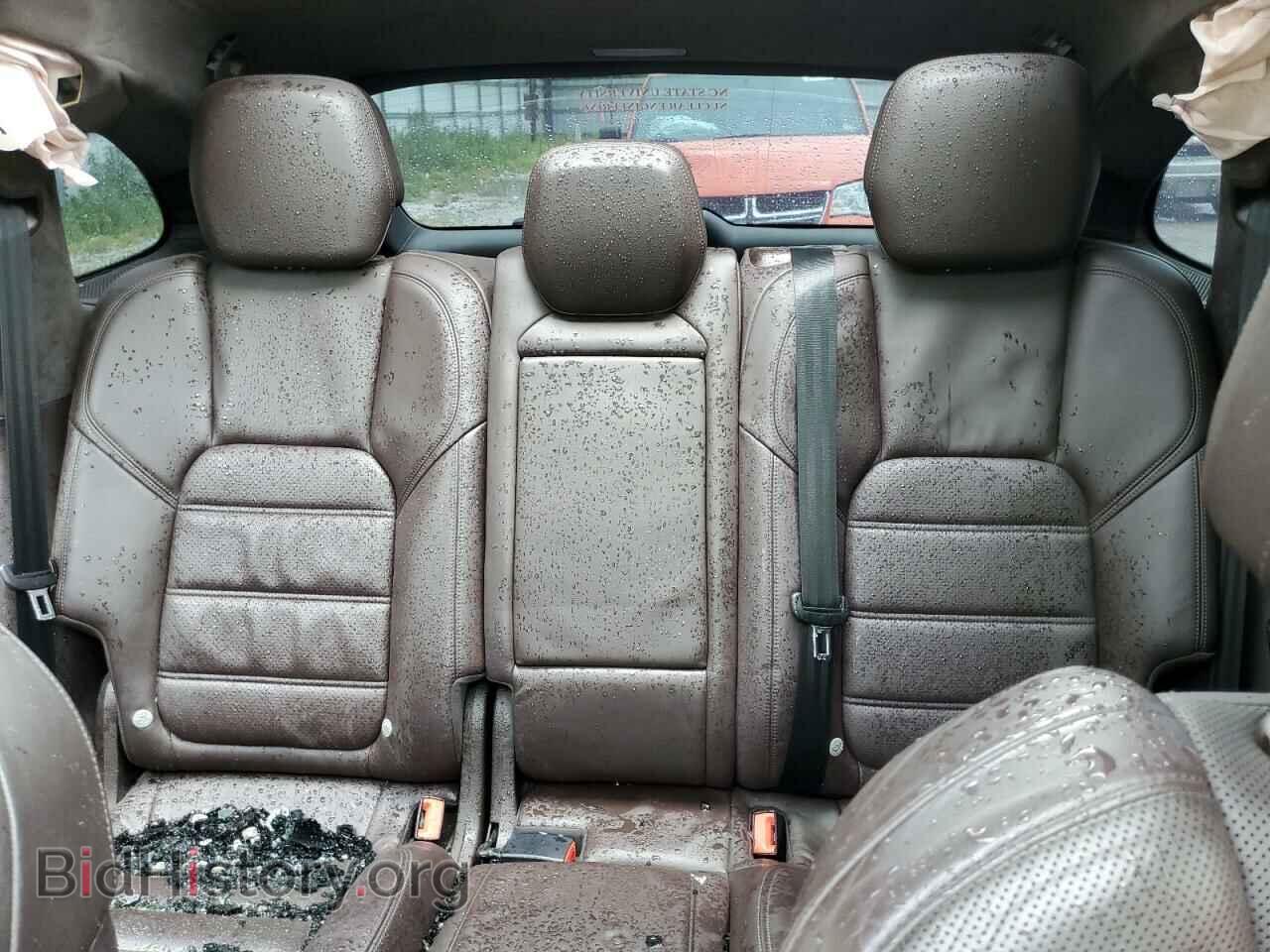 2011 PORSCHE CAYENNE - VIN: WP1AC2A22BLA85625 - Photo 10