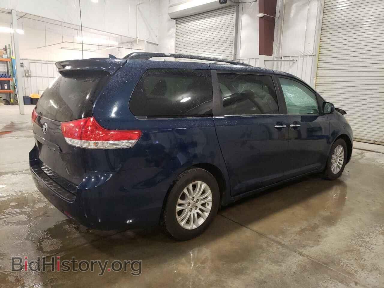 2011 TOYOTA All Models - VIN: 5TDYK3DC0BS173777 - Фото 3