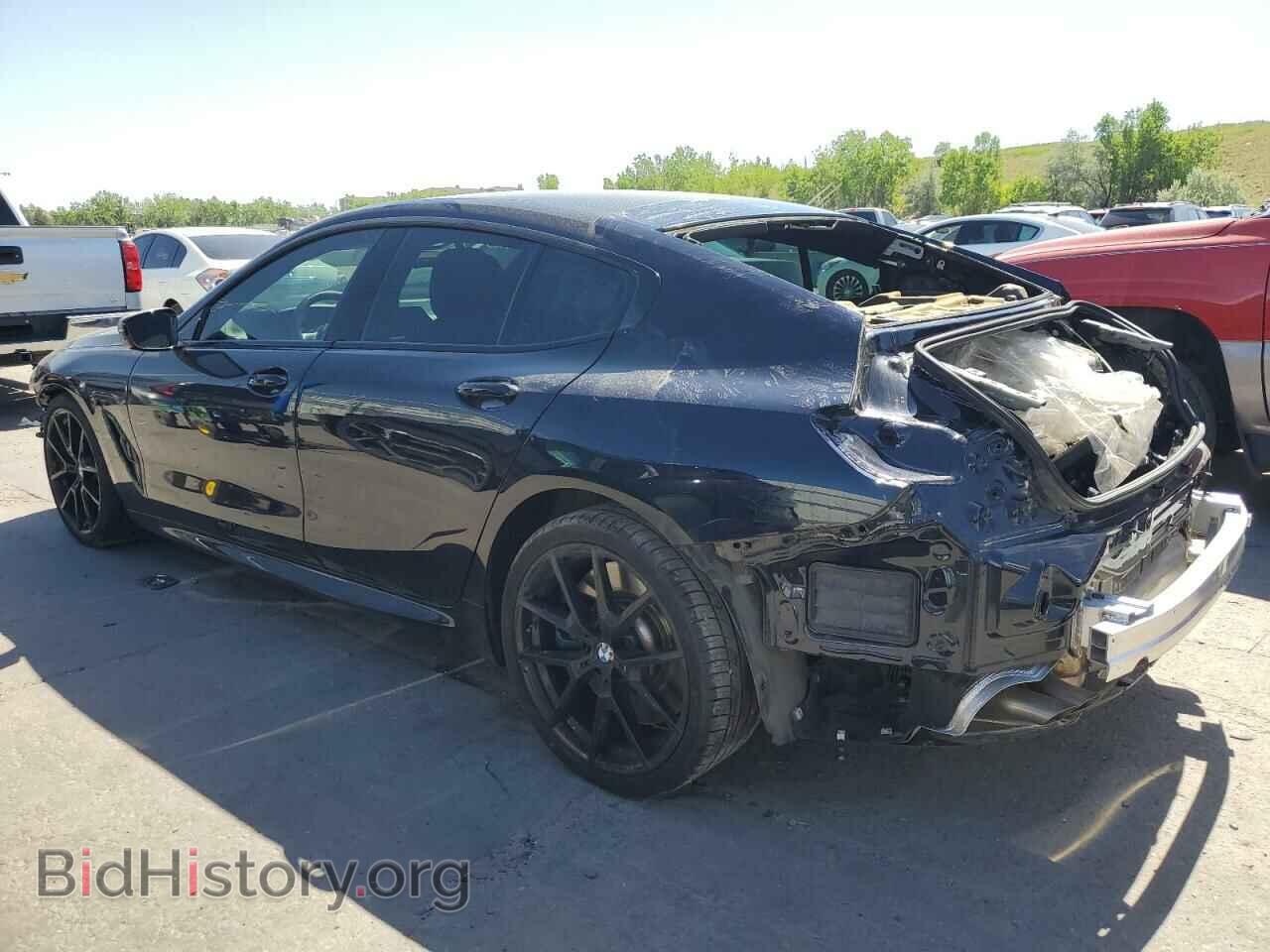 2021 BMW M8 - VIN: WBAGV8C00MCF55108 - Фото 2