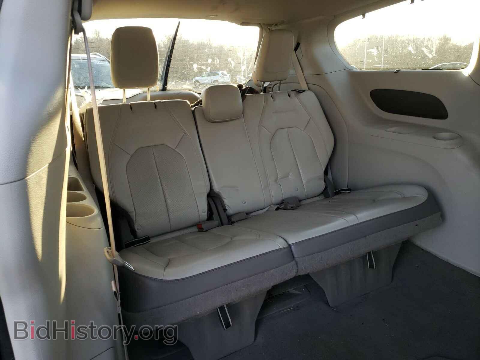 2018 CHRYSLER PACIFICA - VIN: 2C4RC1BG1JR141570 - Фото 9