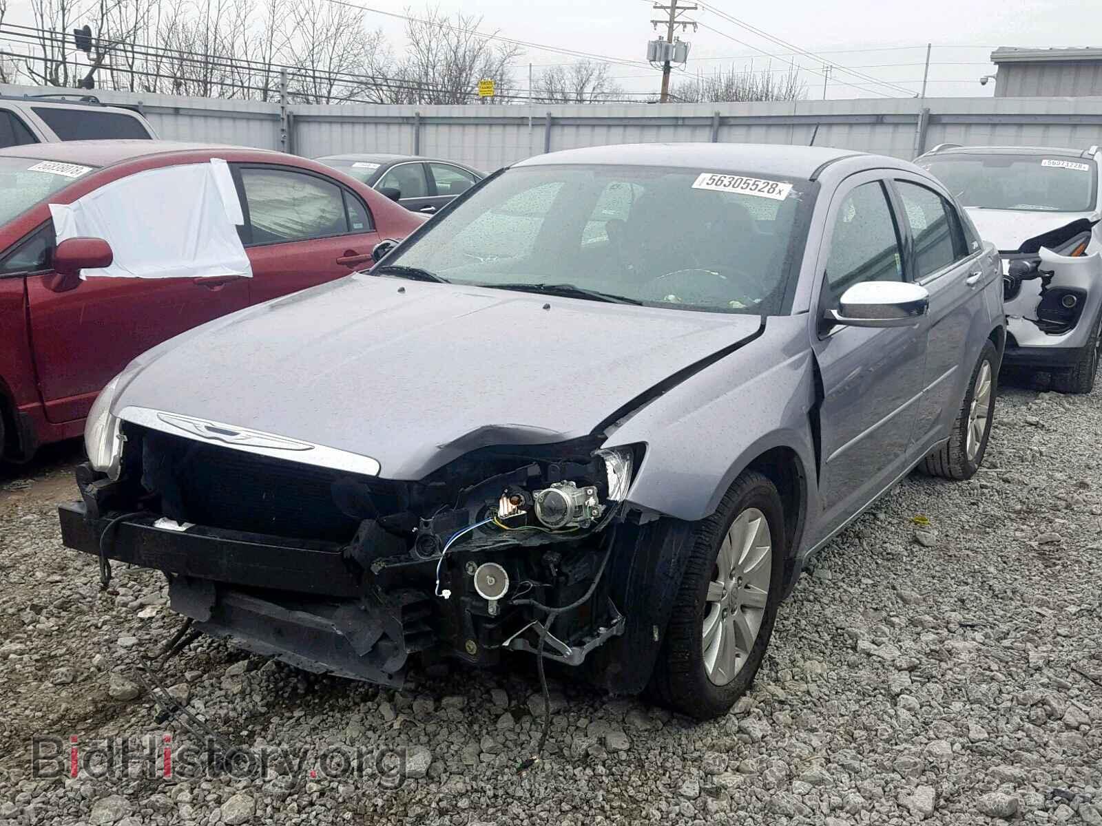2013 CHRYSLER 200 - VIN: 1C3CCBCG4DN559315 - Фото 2