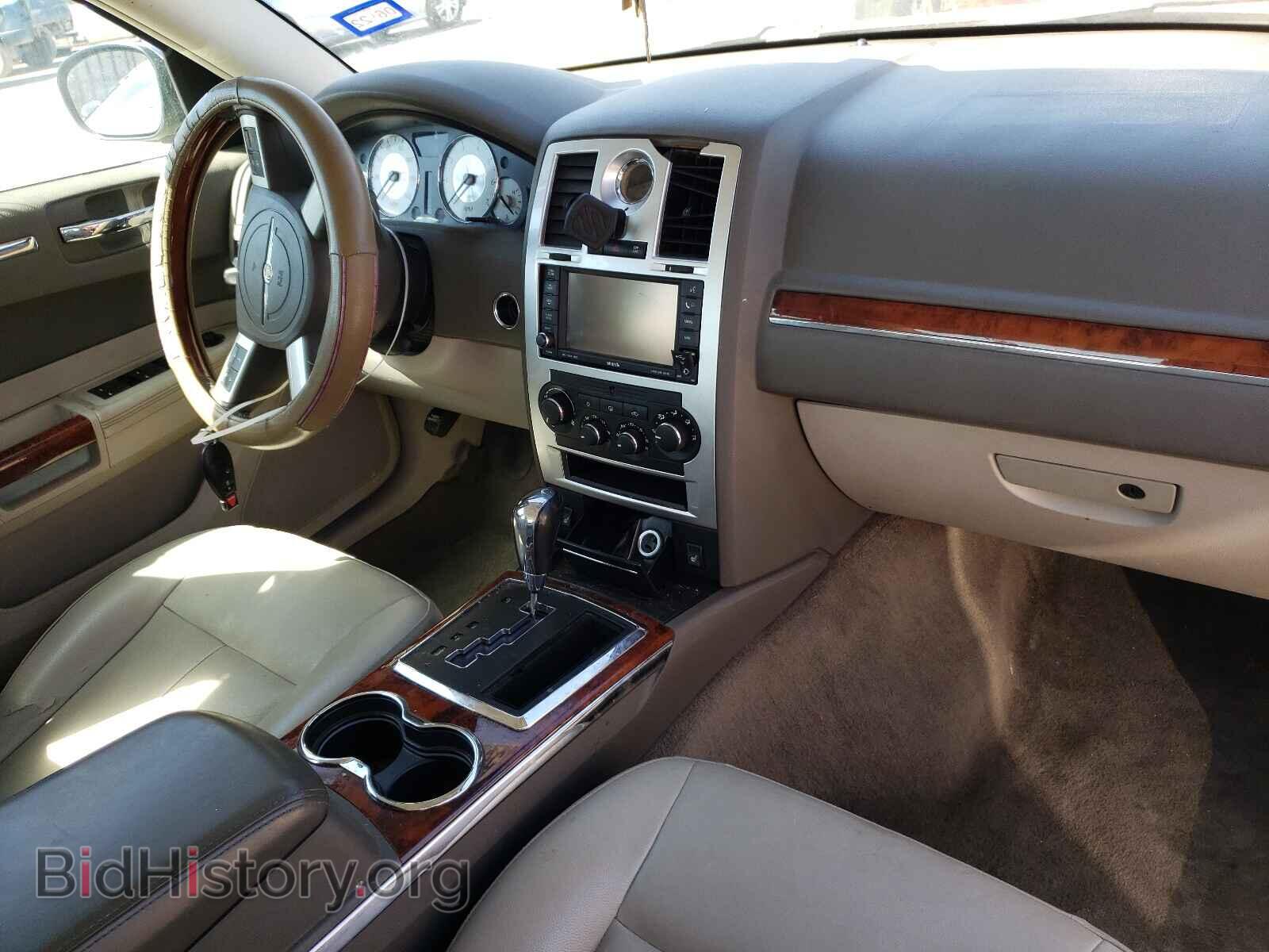 2009 CHRYSLER 300 - VIN: 2C3KK33V99H509352 - Фото 9