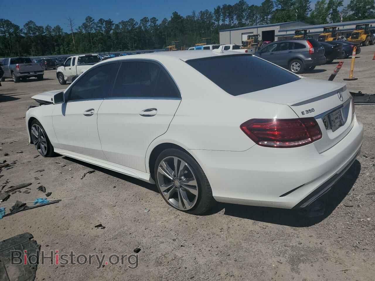 2014 MERCEDES-BENZ E-CLASS - VIN: WDDHF5KB1EB009448 - Фото 2