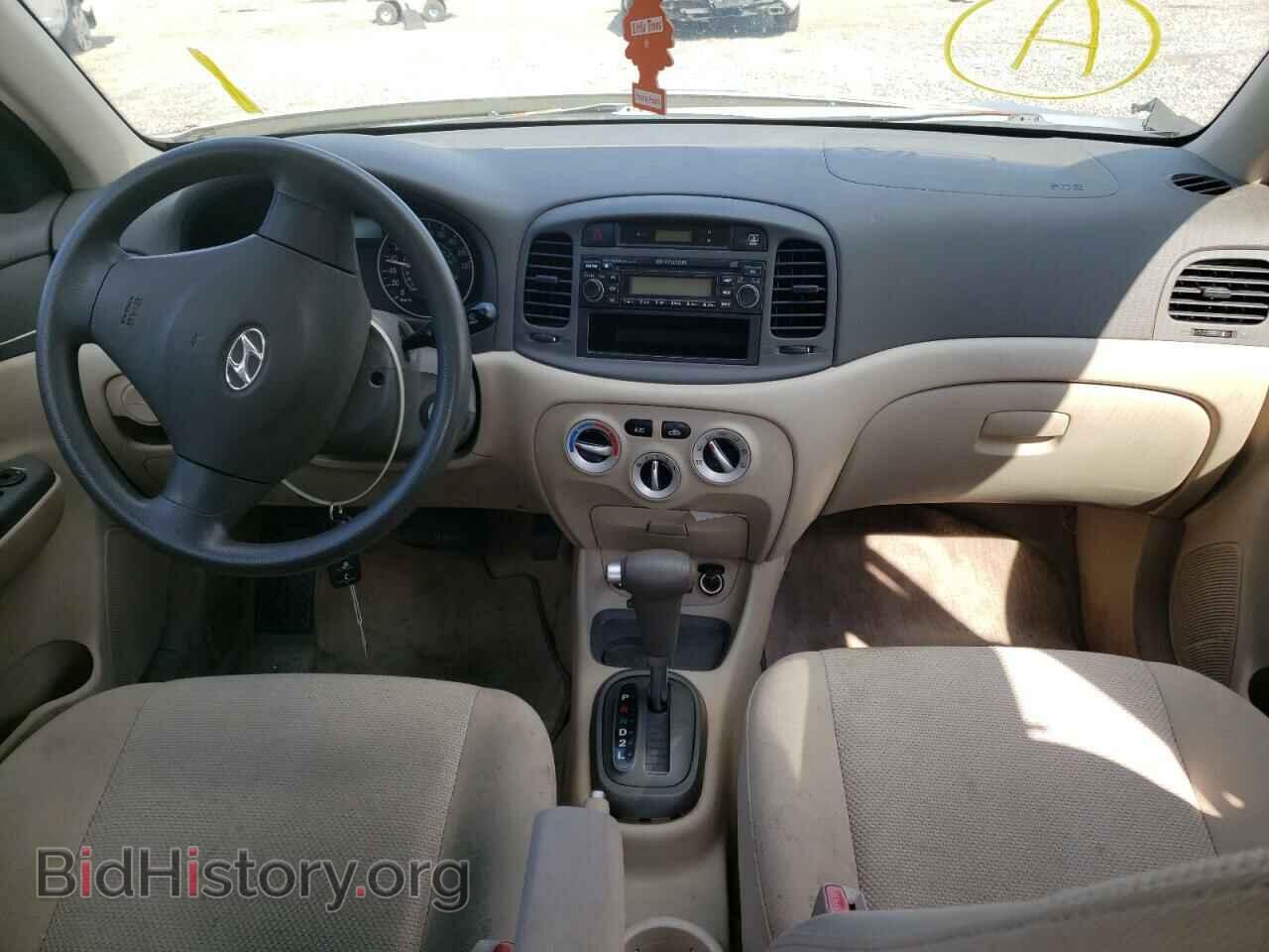 2007 HYUNDAI ACCENT - VIN: KMHCN45C67U071520 - Фото 9