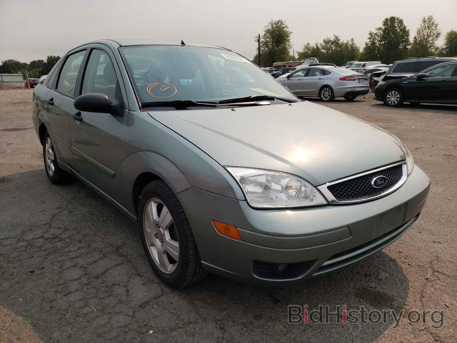 Photo 1FAHP34NX6W114315 - FORD FOCUS 2006