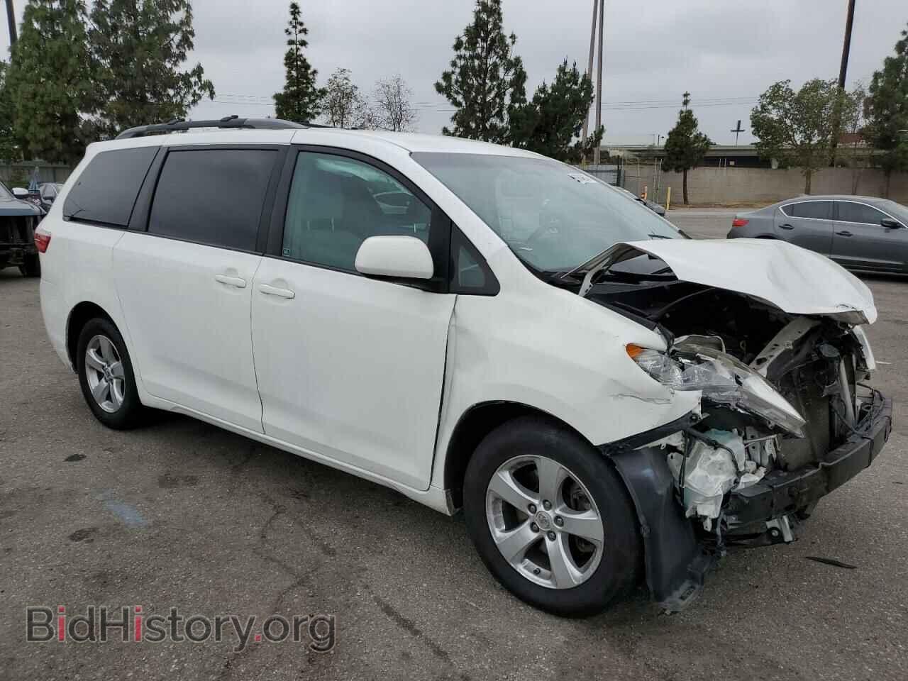 2017 TOYOTA All Models - VIN: 5TDKZ3DCXHS899883 - Фото 4