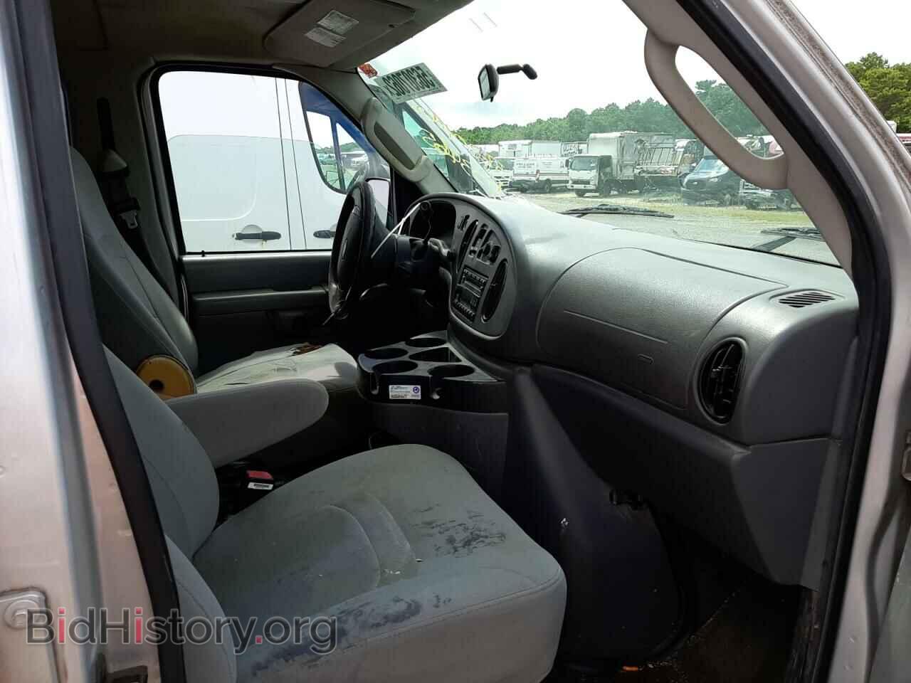 2006 FORD ECONOLINE - VIN: 1FBSS31L16DB33465 - Фото 5