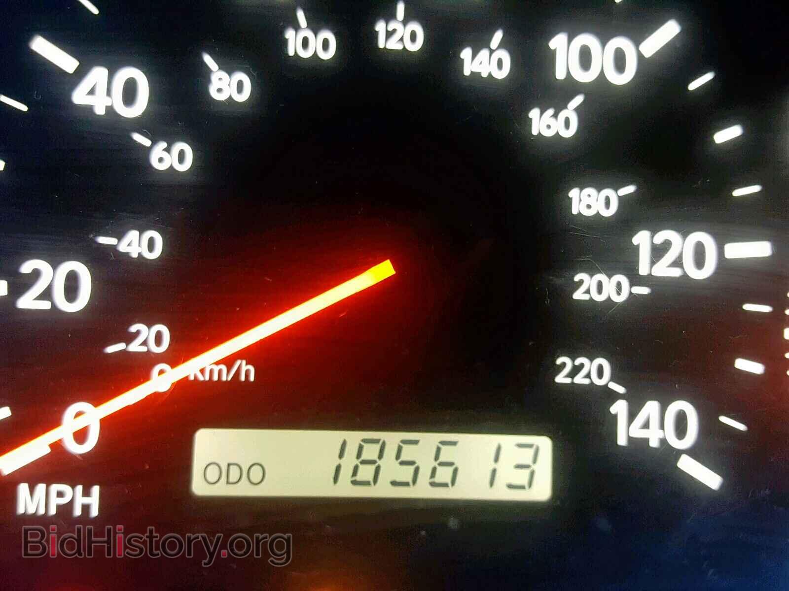 2000 LEXUS ES300 - VIN: JT8BF28G8Y5084134 - Фото 8