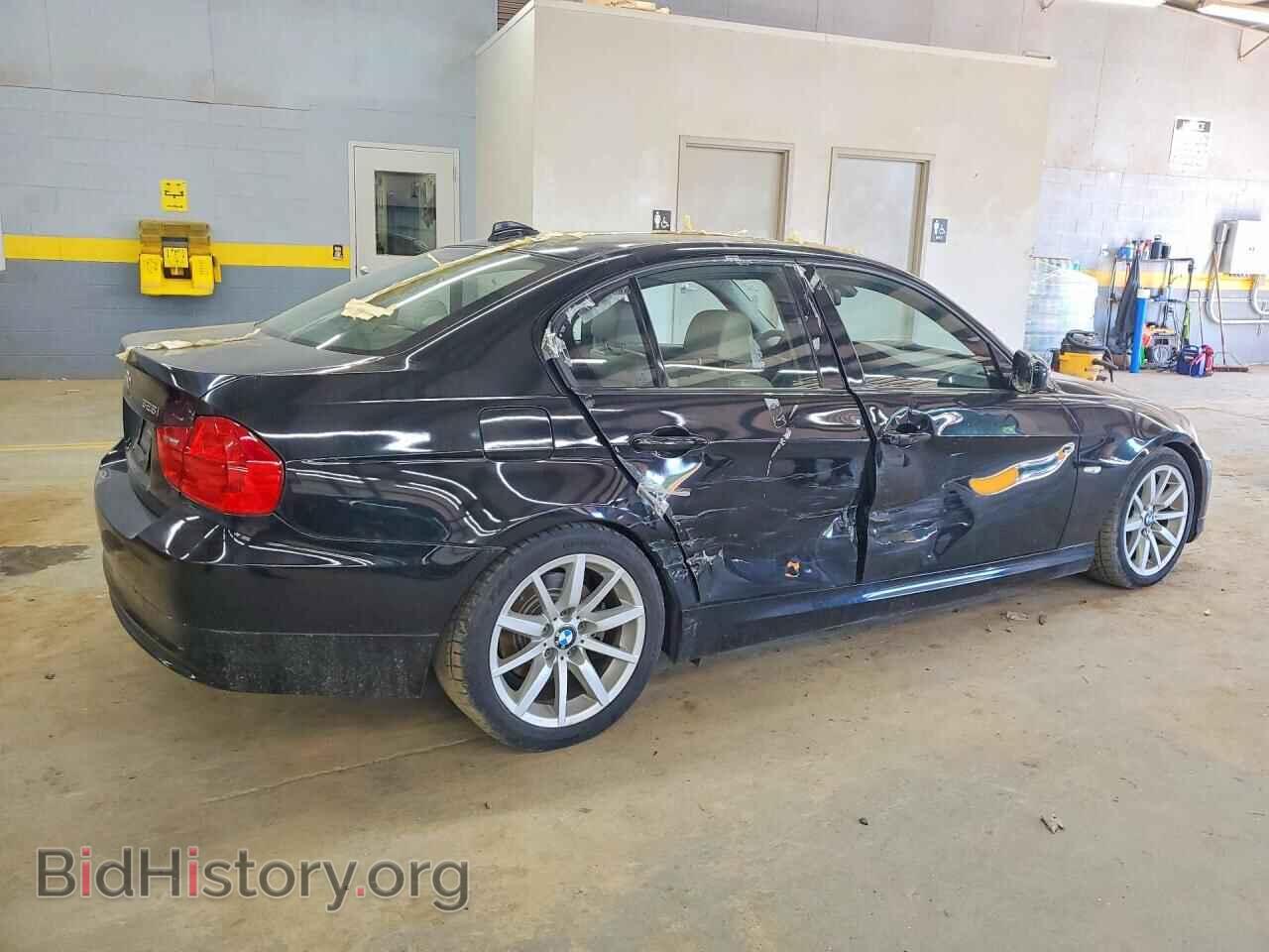 2011 BMW 3 SERIES - VIN: WBAPH7C56BE676897 - Фото 3